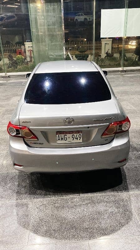 Toyota Corolla Altis 2011 6