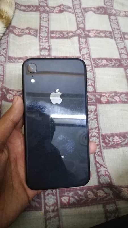 iPhone xr 6