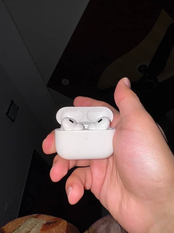 apple orignal airpods (without Box) 2