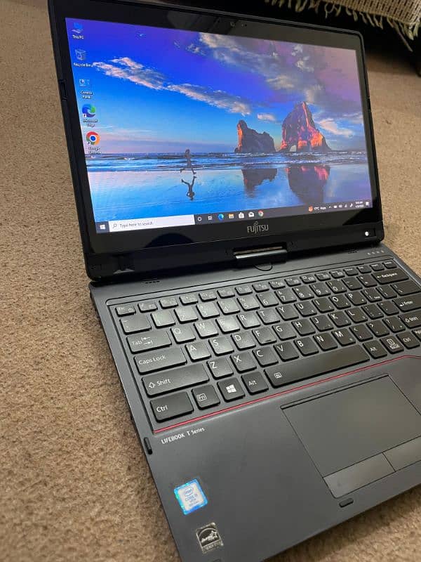 Fujitsu LifeBook T939 touch Core i5 8th Gen i5-8365U 1.6GHz 2