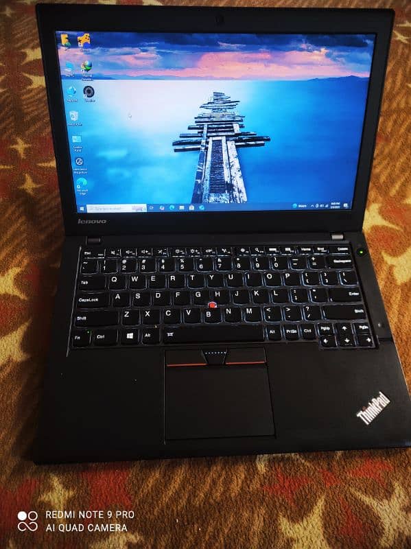 Lenovo i7 5th Gen 8/256 Mint With 4 Hour Battery Timing 0