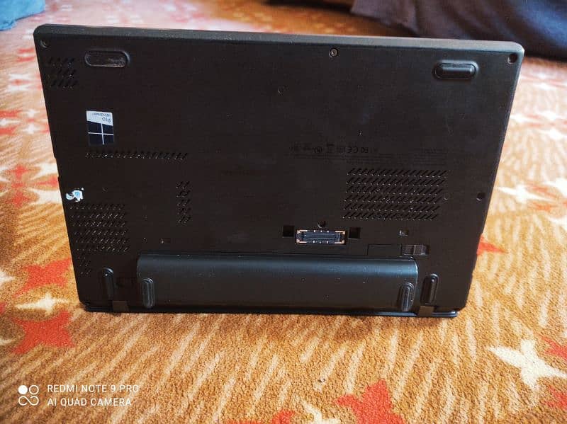 Lenovo i7 5th Gen 8/256 Mint With 4 Hour Battery Timing 9