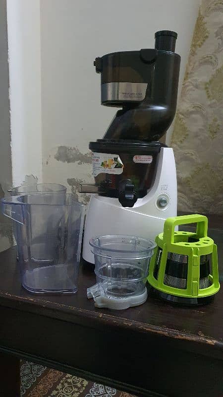 slowjuicer 6