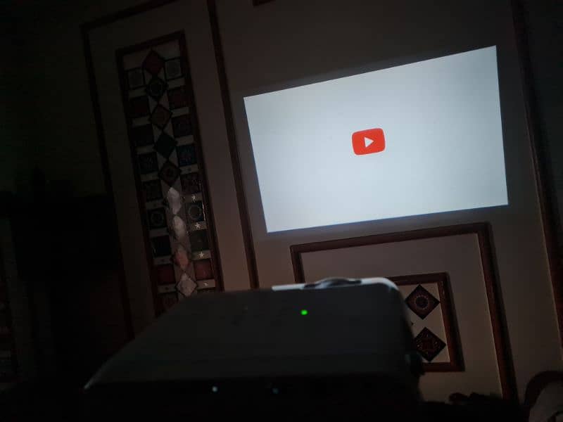 Everycom x7 android LED Projector 1