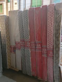 Doube Bed Mattress/King Size Foam/Single Bed Mattress/Medicated/ Foam