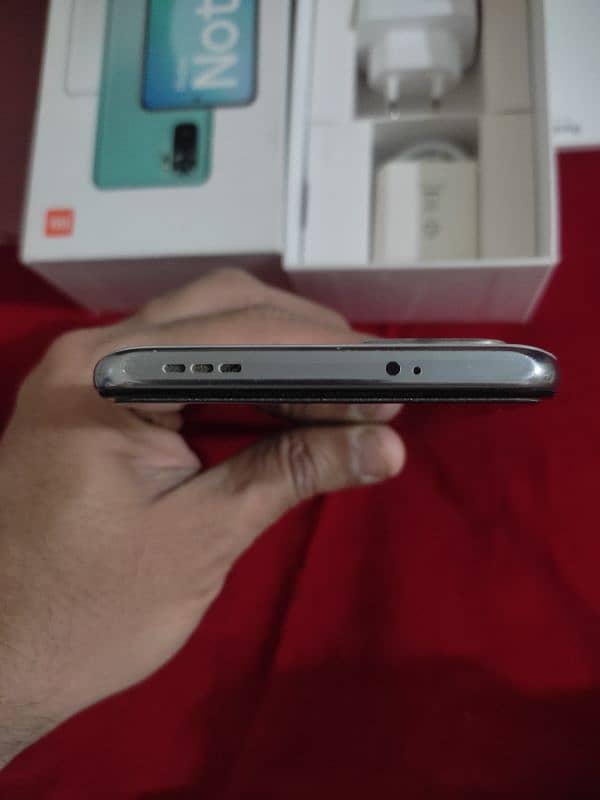 REDMI NOTE 10 (4+2GB Ram/128 GB Rom) 6