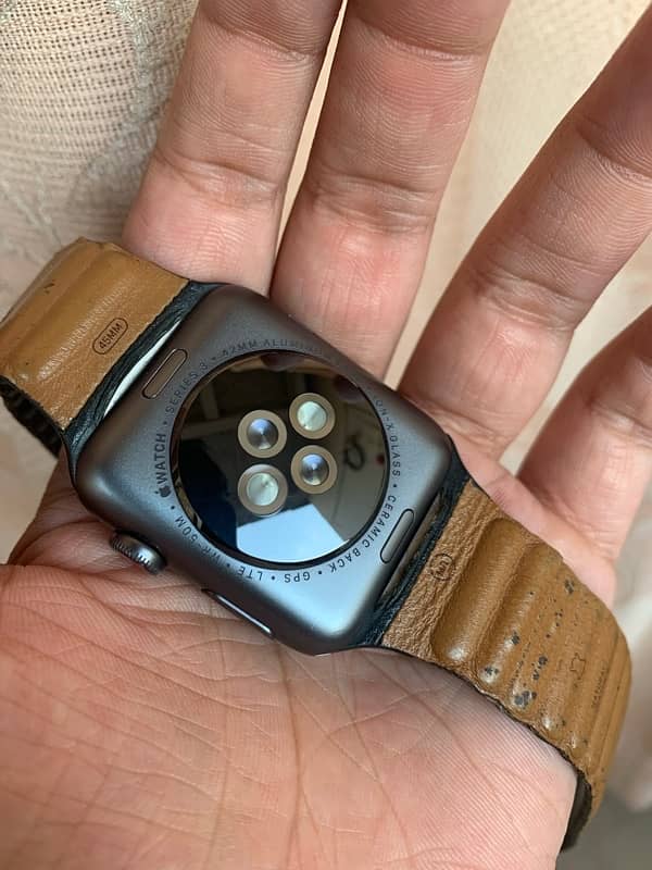 Apple watch series 3 / 42 mm cellular 6