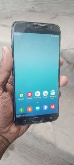 Samsung Galaxy j7 pro 3gb 32gb pta aprwo camera condition normal