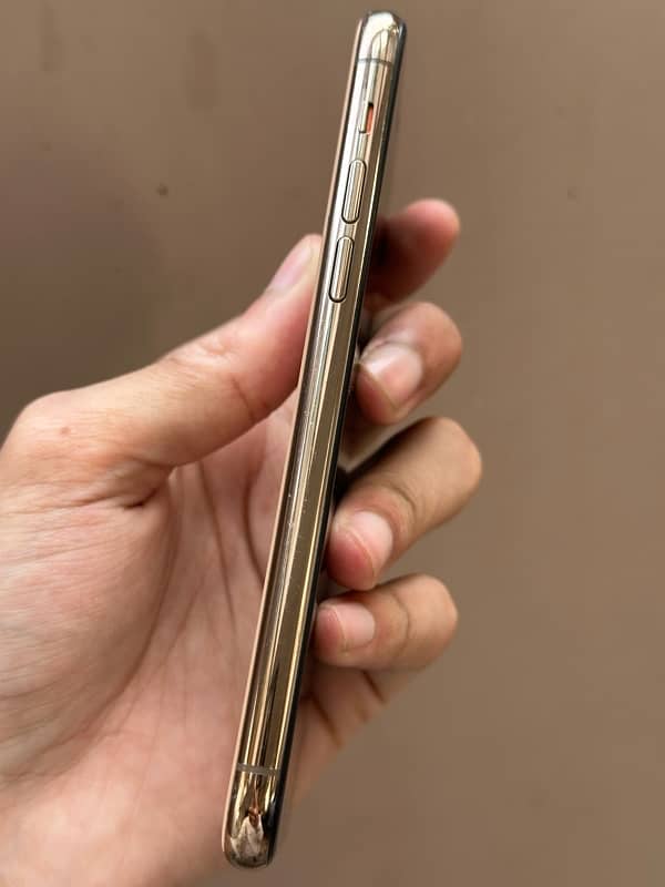 iPhone 11 pro (pta approved) 5