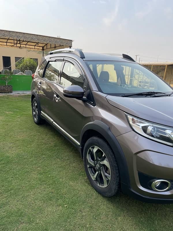 Honda BR-V 2018 IVTEC S- Urban Titanium - Total Genuine 5