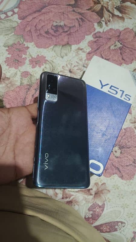 vivo y51s 8/128  exchange possible 6