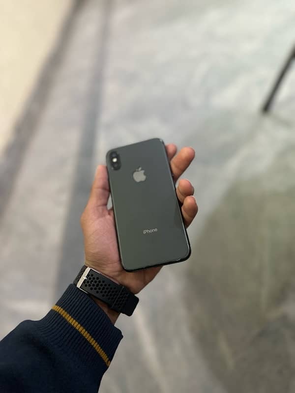 256 gb pta approved iphone x 2