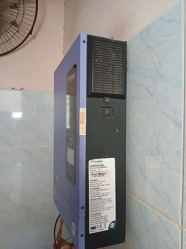 fronus PV 3200 hybrid solar inverter for sale 14