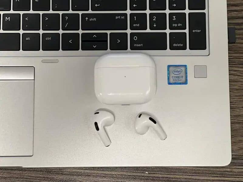 Original Apple Airpods 3rd gen with complete box. 6