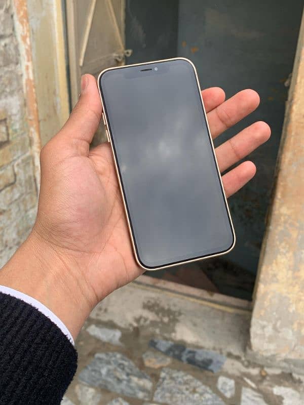 iPhone XR convert 16pro exchange possible 03119249598 3