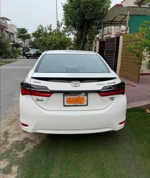 Toyota Altis Grande 2018 1