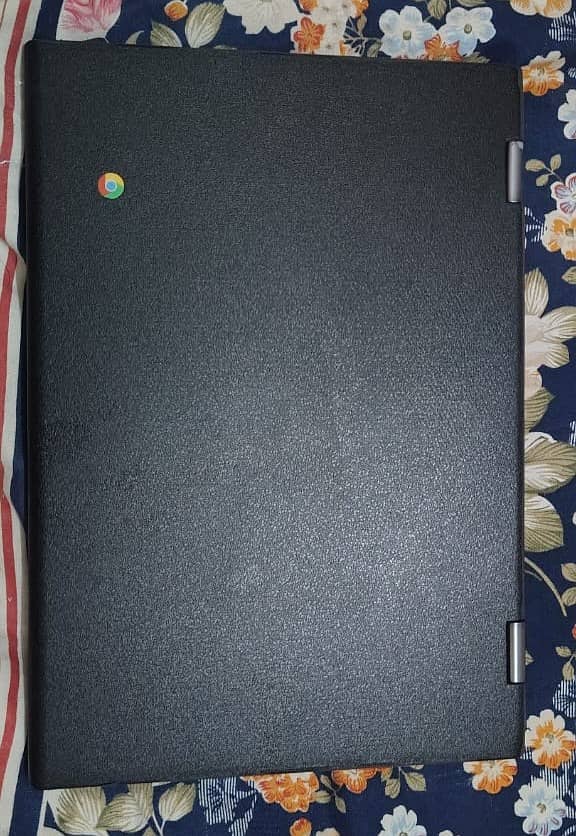 Lenovo Chromebook 300E (2nd Gen) Used With Charger for Sale 1