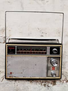 vintage Pakistani radio