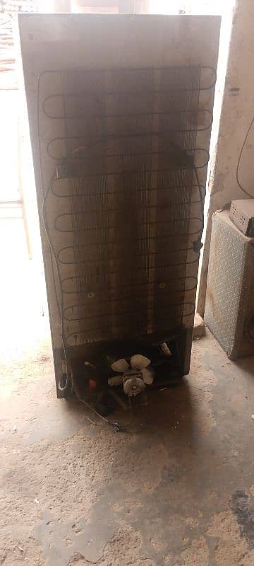 Haier fridge 10 by 10 condition 2