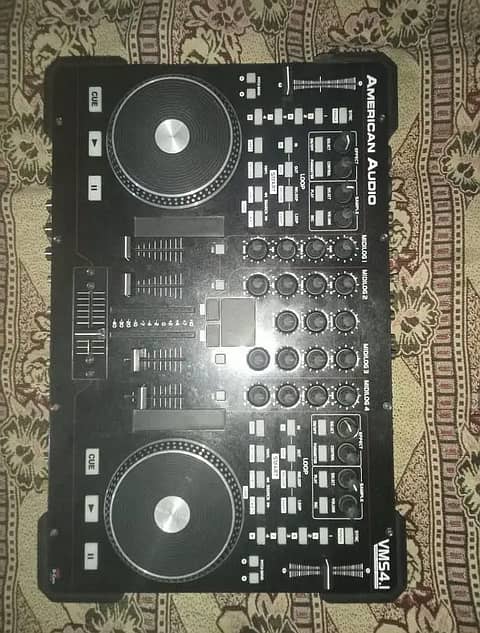 IMPORTED DJ SYSTEM GOOD CONDITION 0/3/2/9/8/1/6/4/9/3/2 1