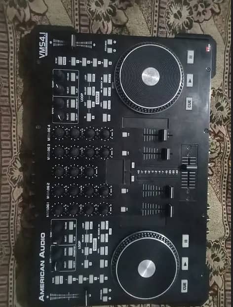 IMPORTED DJ SYSTEM GOOD CONDITION 0/3/2/9/8/1/6/4/9/3/2 5