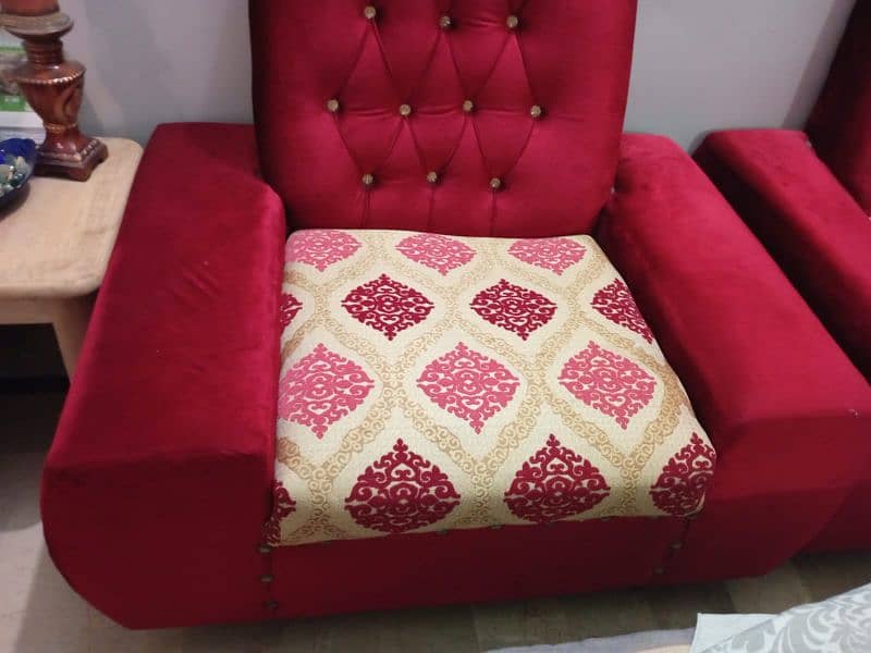 Good Condition Sofa set 0