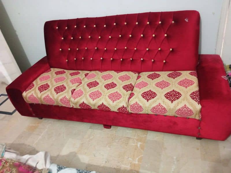 Good Condition Sofa set 4