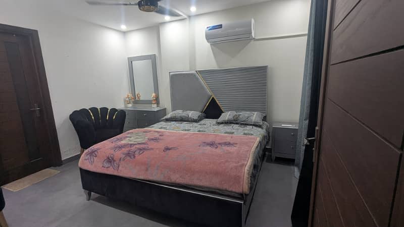 One Bed Apartment For Rent Per day And Short Stay Avil In Bahria town Lahore 8