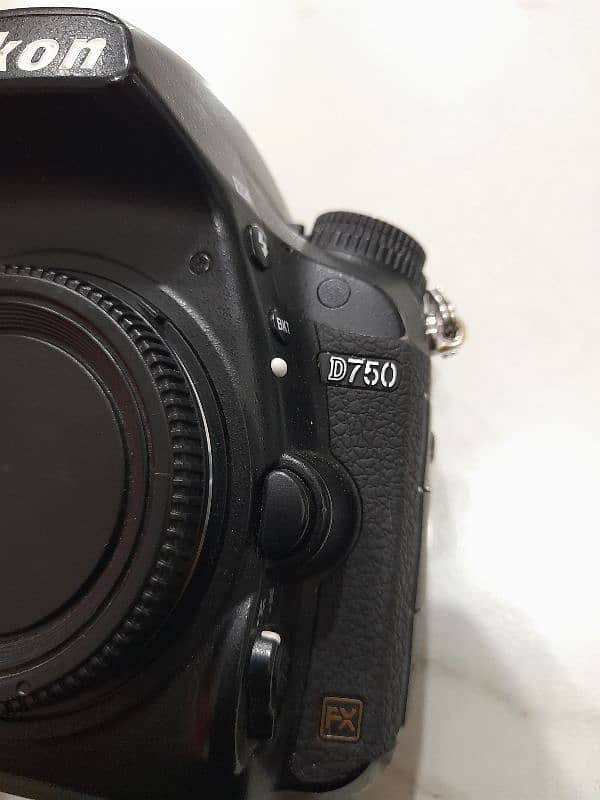 Nikon D750 Body Only 2