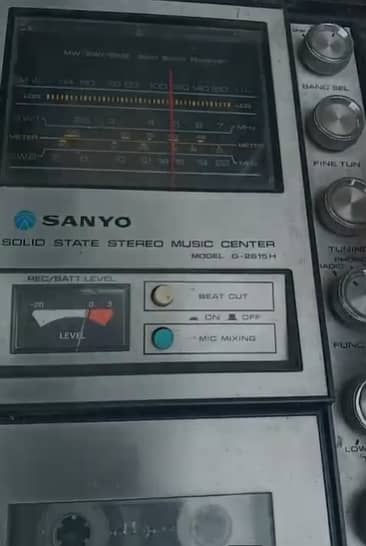 Sanyo Solid state Music Center G 2615 H 6