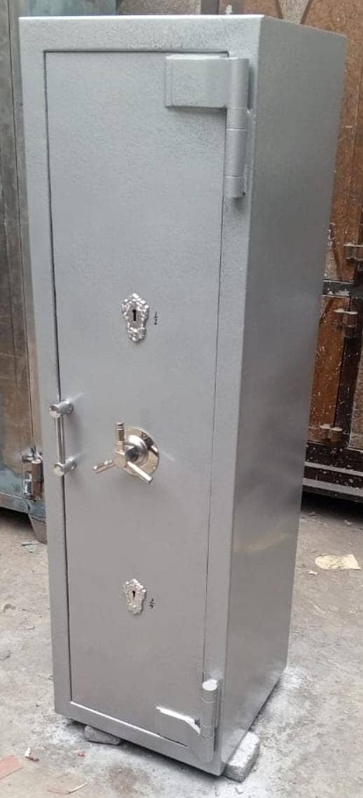 Locker & Steel Safe 1