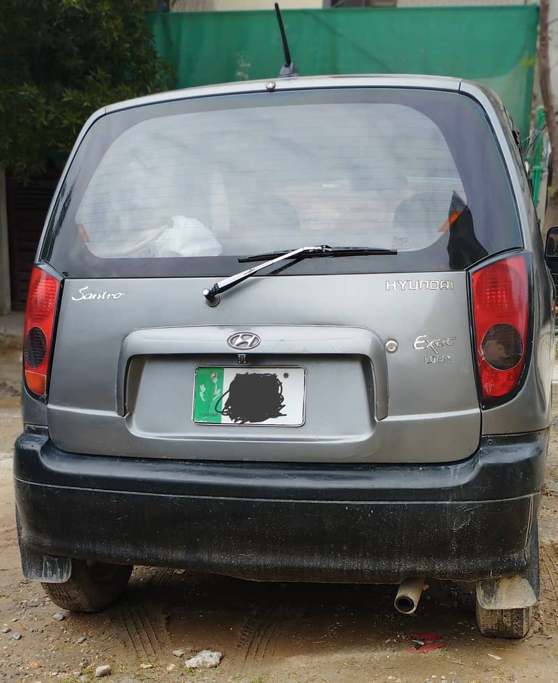 Hyundai Santro 2004 Family Car 1