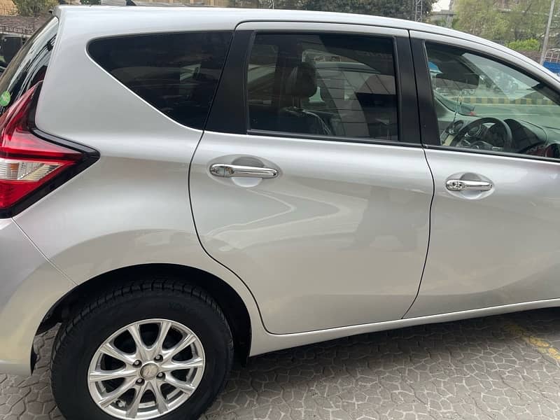 Nissan Note E Power 2019 model 2