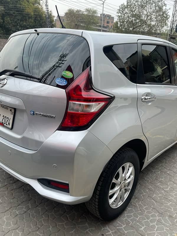 Nissan Note E Power 2019 model 4