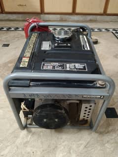 Generator Rated power 1000Watt and Maximum power 1400 Watt