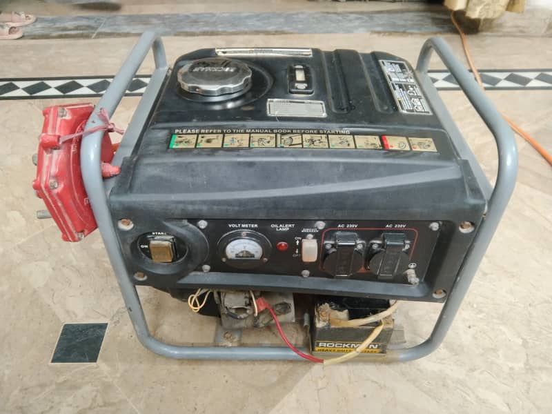 Generator Rated power 1000Watt and Maximum power 1400 Watt 1