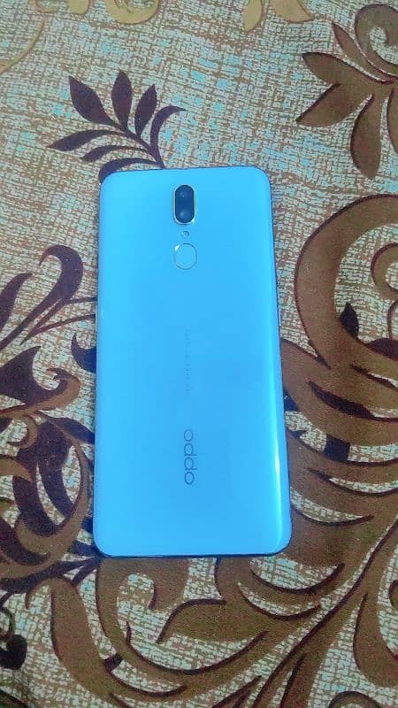 Oppo f11 8/256 (exchange possible) 0