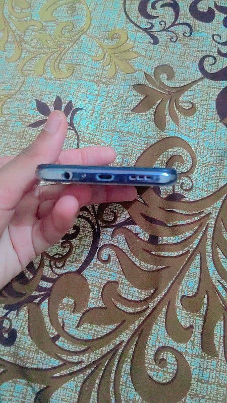 Oppo f11 8/256 (exchange possible) 4