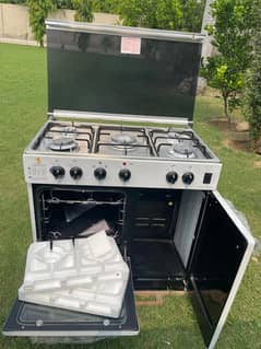 Fire Streak Cooking Range with Oven