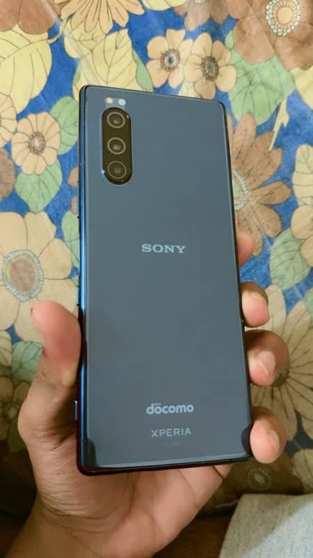 sony experia mark 5 0