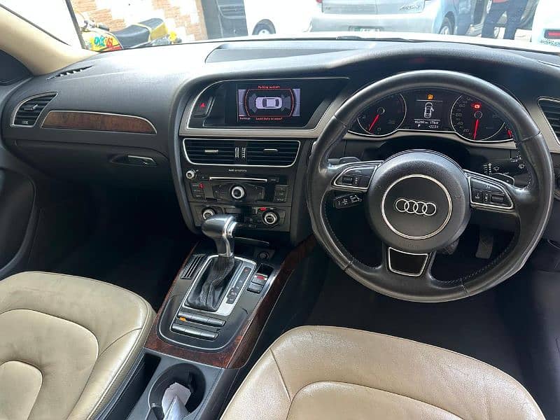 Audi A4 2012 3