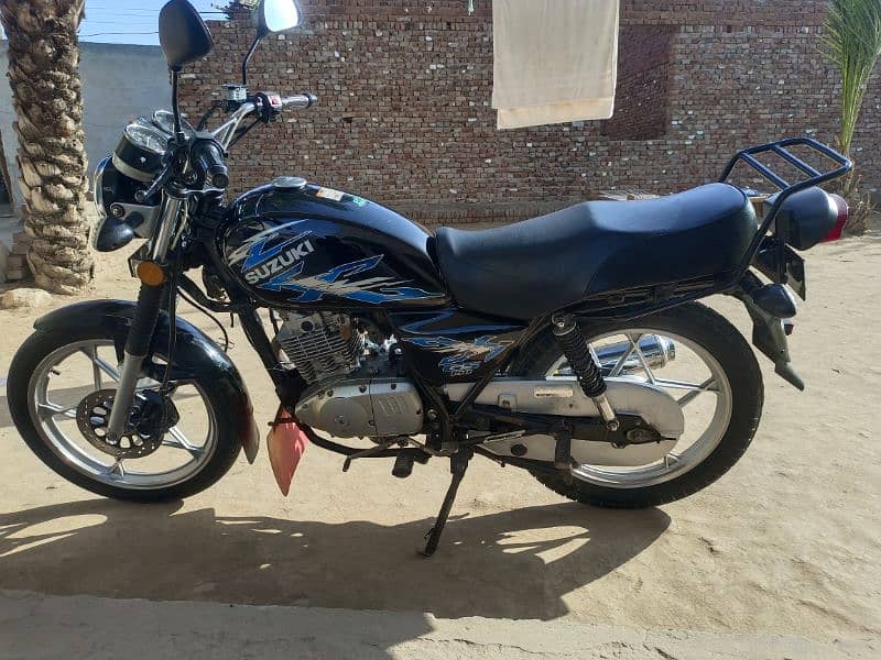 Suzuki GS150 se 3