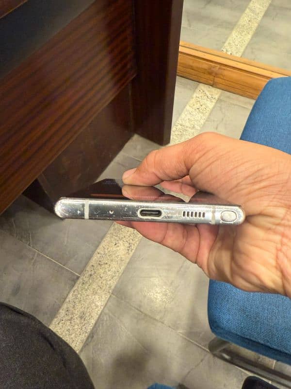 Samsung Galaxy Note 10 plus (Read Ad) 7