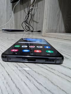 SAMSUNG GALAXY S21 LIKE NEW