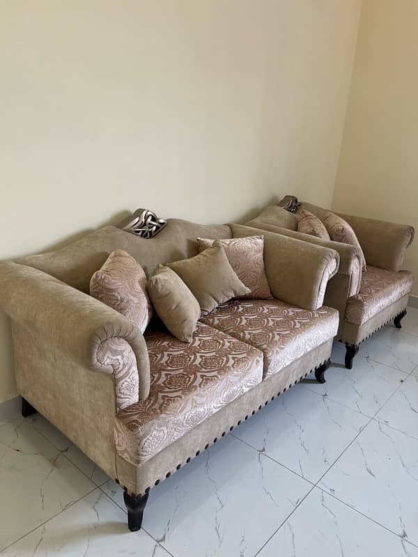 Sofa set 8