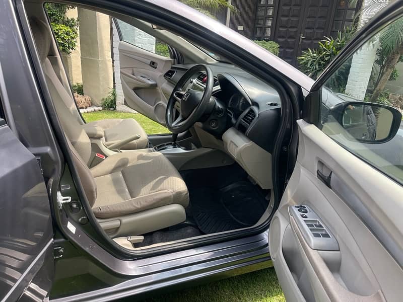 Honda City IVTEC 2019 first hand orginal condition Apna name se in DHA 12