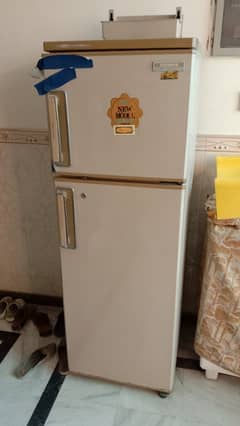 Toshiba Refrigerator Fridge and Freezer Gas Leak Problem.