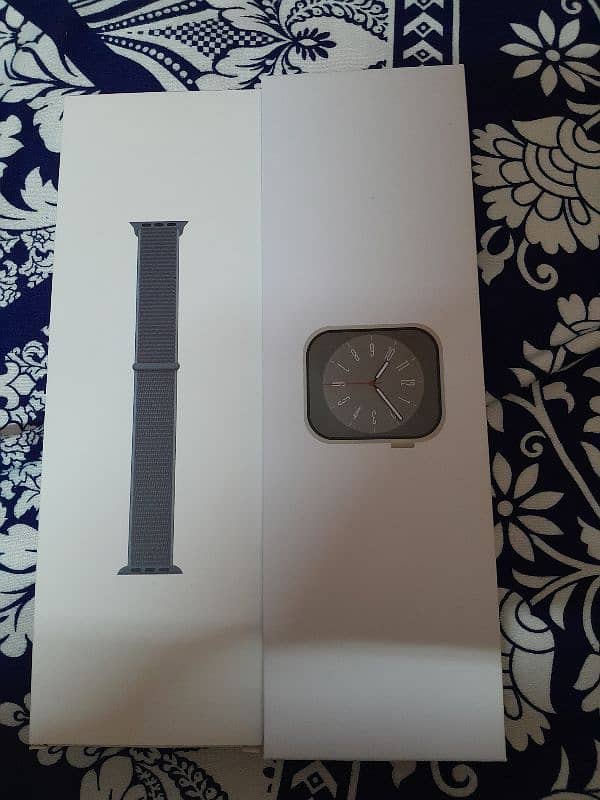 series 9 with apple logo 3