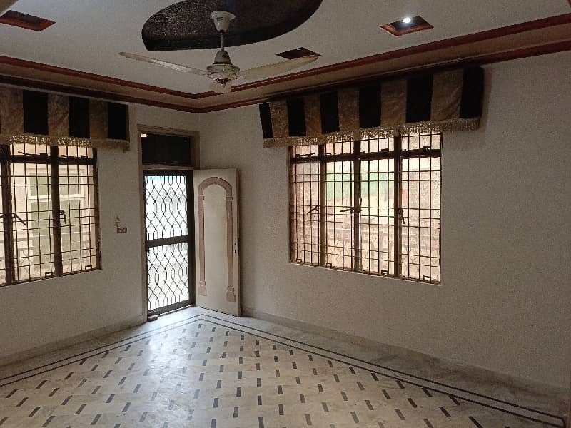 10 Marla 1st Portion For Rent Near Meezan Bank 3