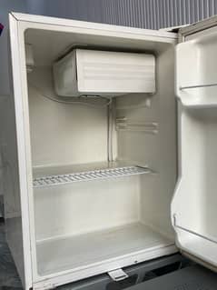 Haeir Mini room Fridge with excellent cooling slighlty used mint condi